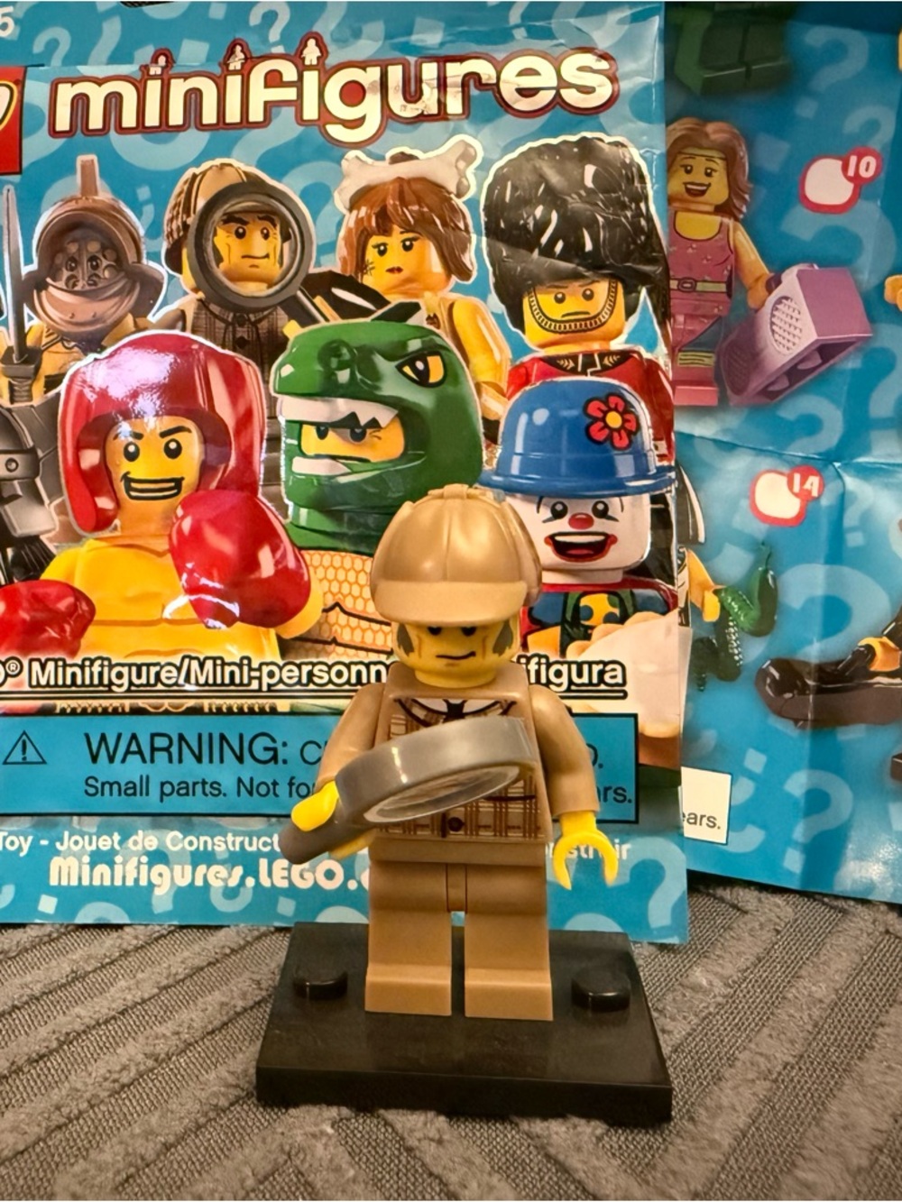LEGO CMF 8805 Series 5 Minifigure - Sherlock Holmes Detective